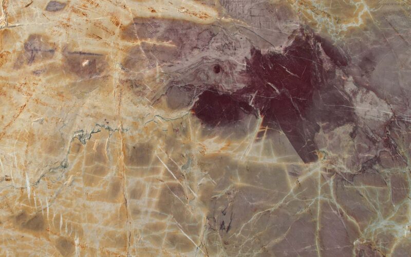 17 quartzite block
